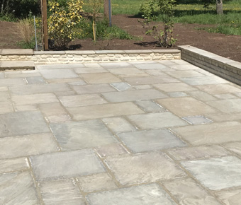King Landscapes Gloucester Stone and Brickwork photo of square-drive