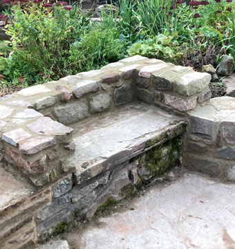 King Landscapes Gloucester Stone and Brickwork photo of stone-seat