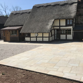 King Landscapes Gloucester Stone and Brickwork