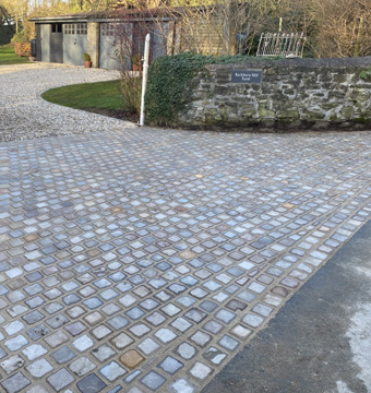King-Landscapes-Gloucester-small blockwork driveway
